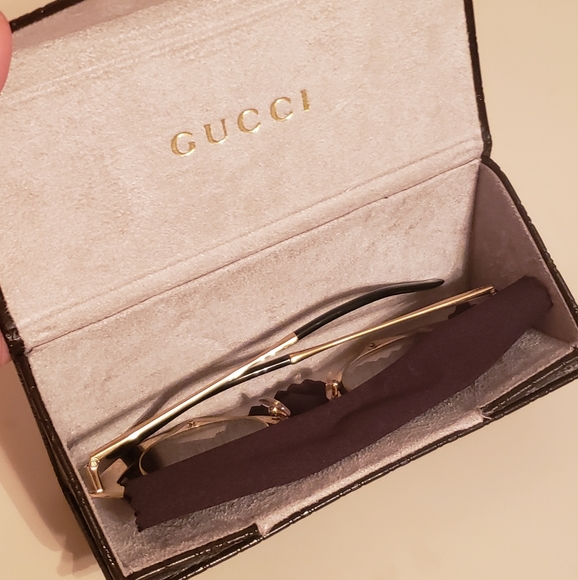 SOLD Gucci Sunglasses - Picture 6 of 7